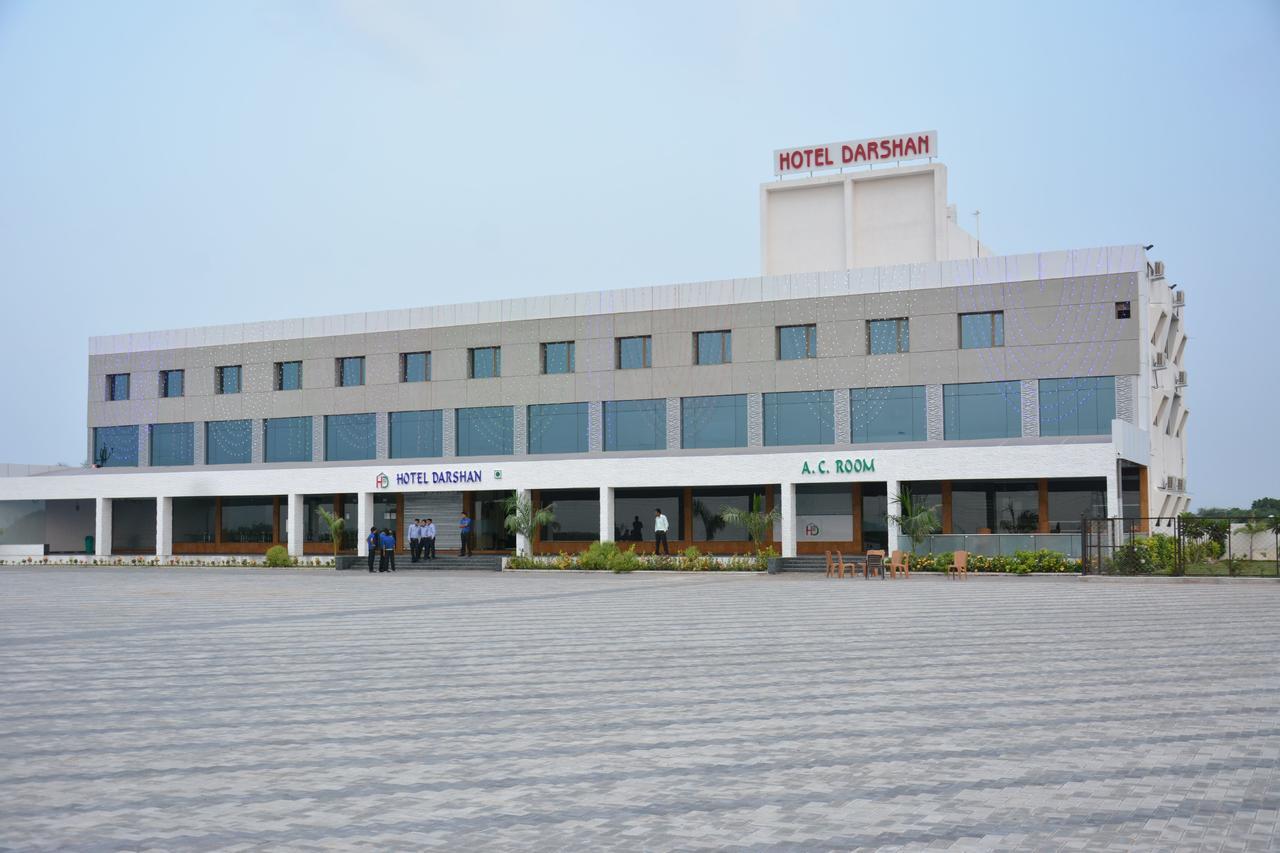 Hotel Darshan Rājula Extérieur photo