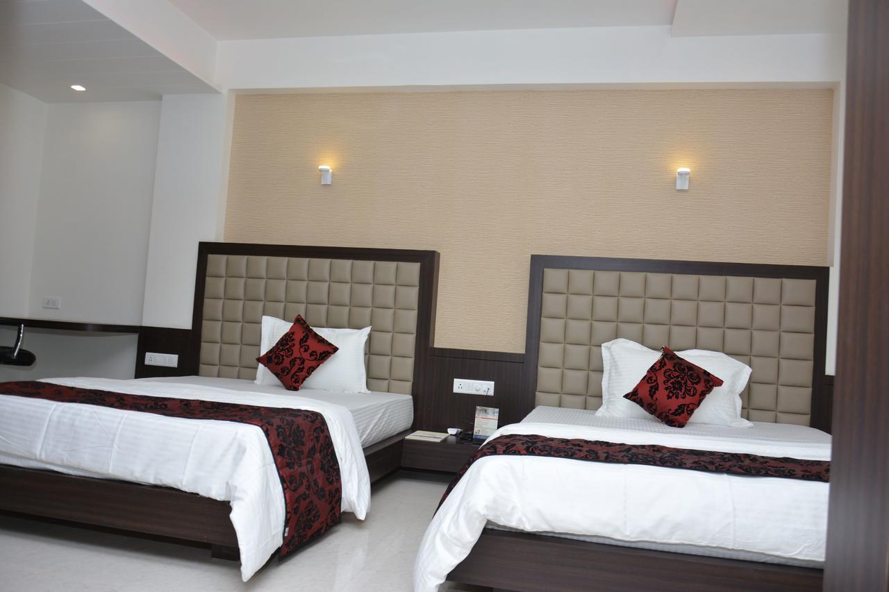 Hotel Darshan Rājula Extérieur photo